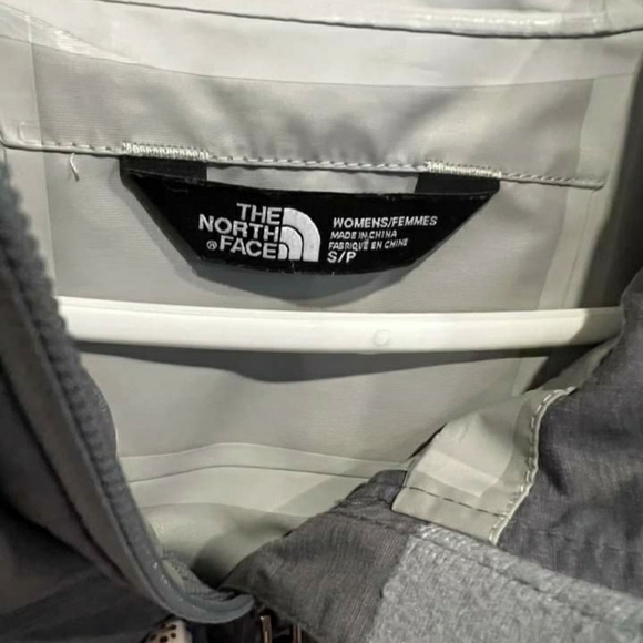 Rain jacket - Picture 2 of 3